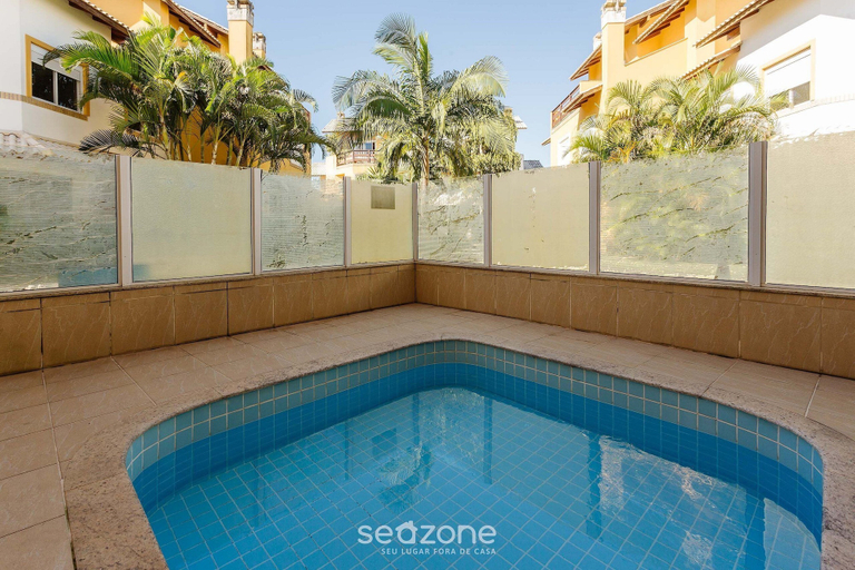 Pool, House in Condo w/ Pool, 300m From the Beach Ali024, Florianopolis