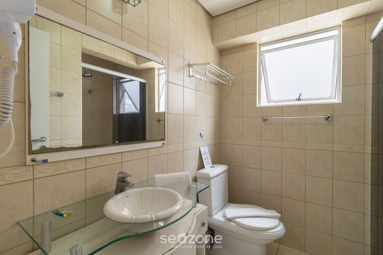 Bathroom 3, Apt With Balcony, few Minutes From the sea Ccb103, Florianopolis
