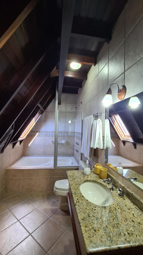 Bathroom 4, Hotel Azaleia, Gramado