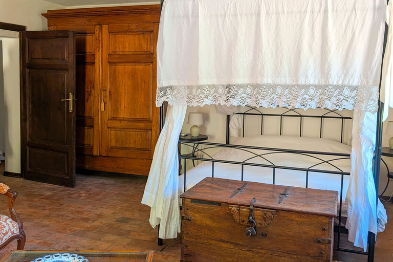 Bedroom 5, Villa Poggio al Coniglio a Suvereto con Piscina, Livorno