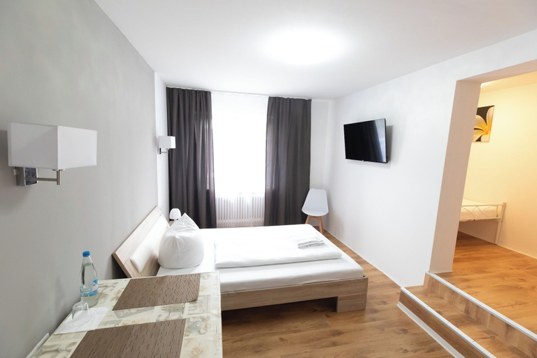 Bedroom 4, Hotel Dernbach, Westerwaldkreis