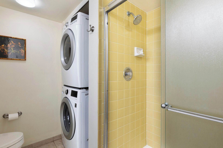 Bathroom 4, Plumeria Hale Enjoy On-site Amenities Galore!, Hawaii