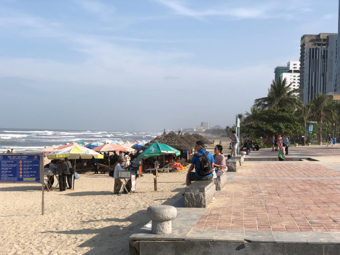 Food & Drinks 4, My Khe Beach apartment 3404, Da Nang