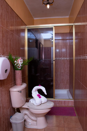 Bathroom 3, Aparthotel Castillo Real, Salvaleon de Higuey