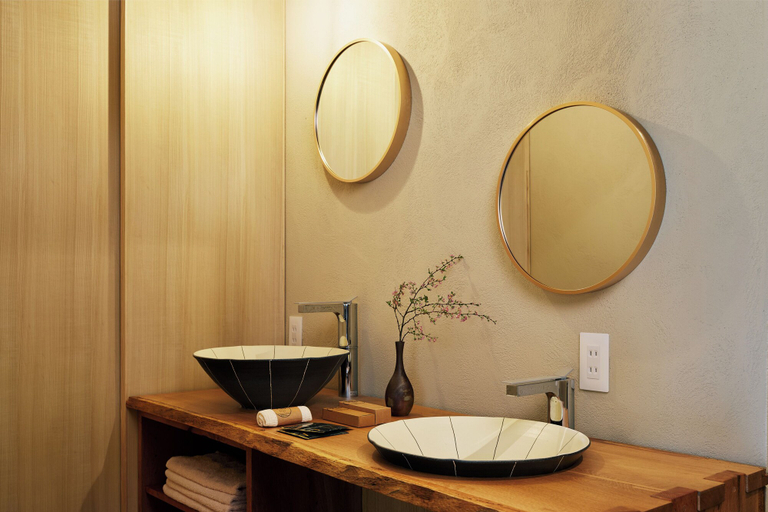 Bathroom 4, Onsen and Garden Nana, Kanazawa
