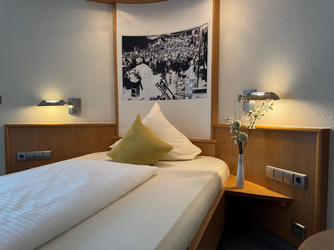 Bedroom 3, Mirage City Hotel Stuttgart, Stuttgart
