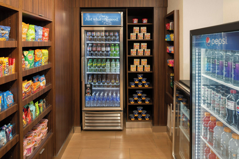 Food & Drinks 5, Fairfield Inn & Suites by Marriott Santa Cruz, CA, Santa Cruz
