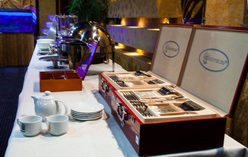 Food & Drinks 5, Faraon Hotel Kiev-NEW, Pechers'kyi