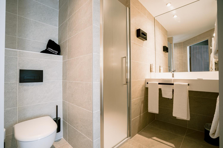 Bathroom 5, Urban Style Hotel Laperouse, Tarn