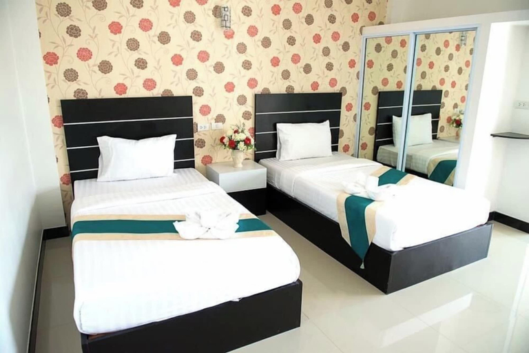 Bedroom 3, Phuthan Hotel, Tha Chang