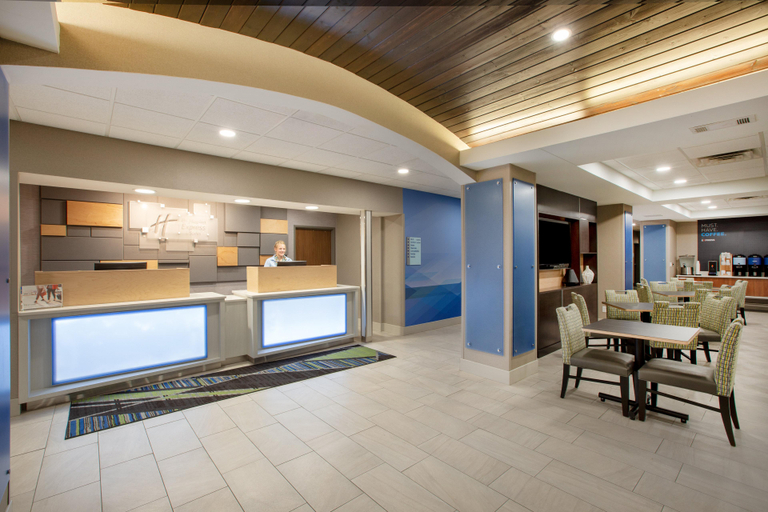 Public Area 2, Holiday Inn Express Hotel & Suites Columbus, Platte