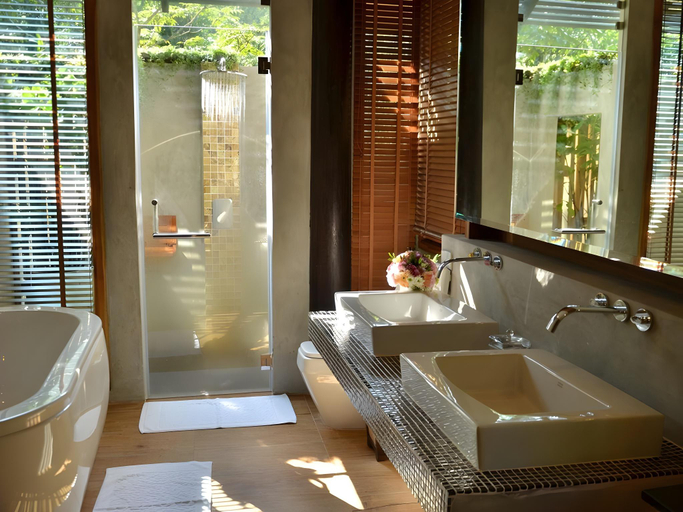 Bathroom 3, 32 Coffee Hill & Resort, Mae Taeng