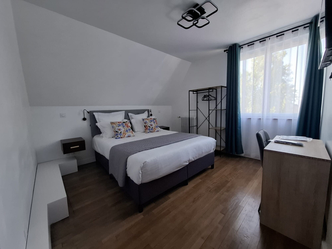 Bedroom 5, La Villa Cassinne, Manche