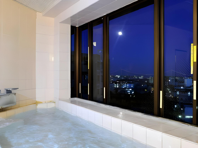 Bathroom 3, Nishiakashi Rincarn Hotel, Akashi
