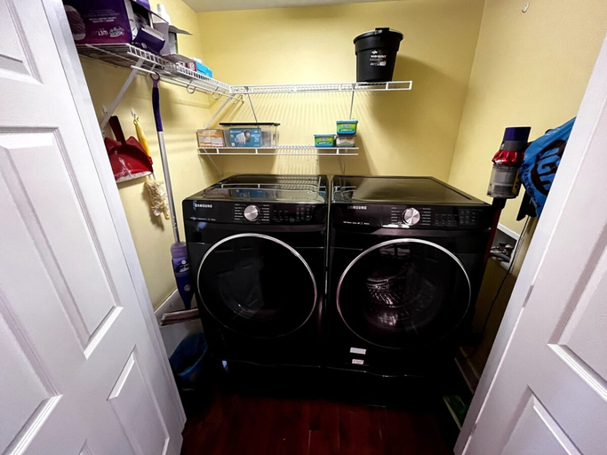 Room 2, Pet Friendly Fire Pit Movie Theater Pool Sauna, Sevier