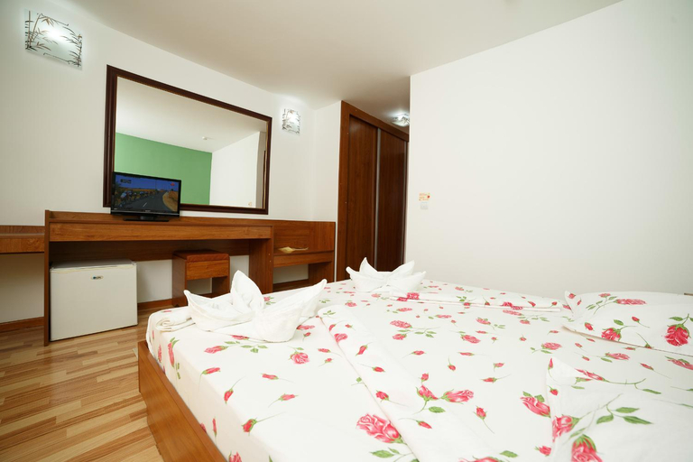 Bedroom 3, Hotel Insula, Tulcea