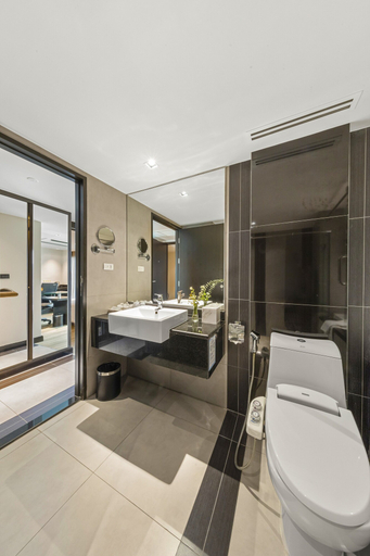 Bathroom 5, The Mandison Bangkok, Khlong Toey