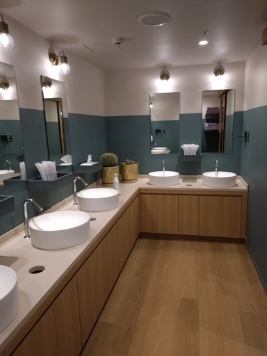 Bathroom 4, Capsule inn Osaka - Caters to Men, Osaka