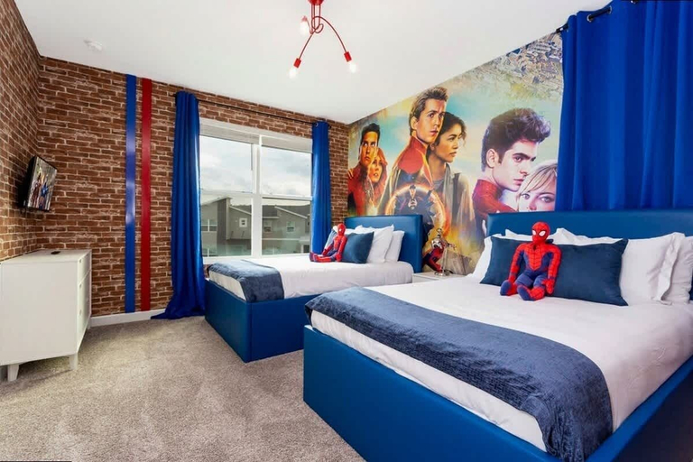 Room 4, Luxe 5BR Villa Pool Game Room Minutes to Disney, Osceola