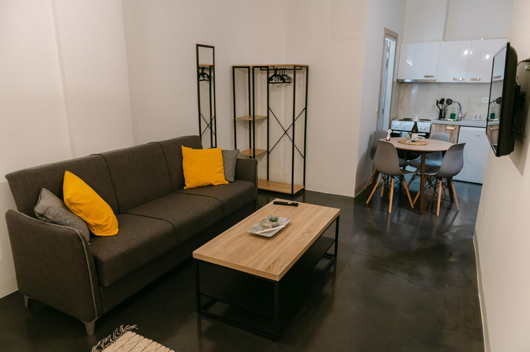 Others 4, MAGNOLIA SUITES, West Greece