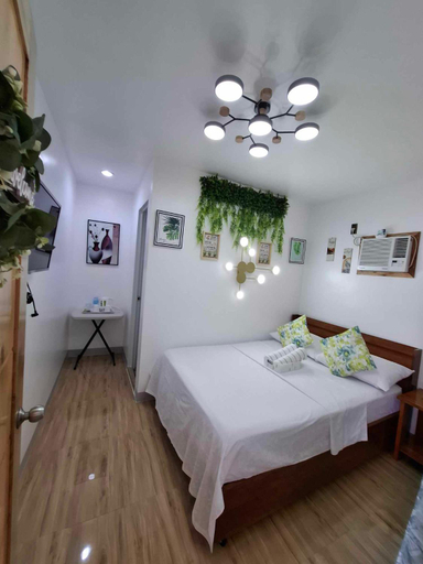 Others 3, Indino Guest House, Moalboal