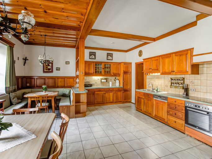 Others 4, Holiday home in Obervellach near ski area, Spittal an der Drau