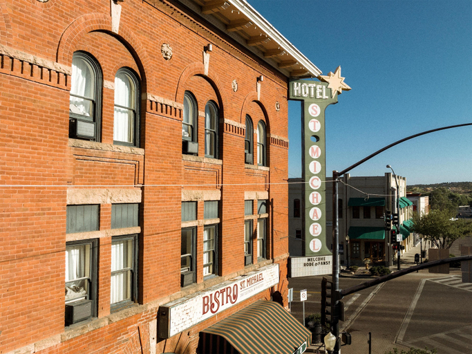 Exterior & Views 2, Hotel St. Michael, BW Premier Collection, Yavapai