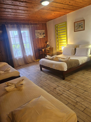 Bedroom 3, Hotel Des Neiges, Cilaos