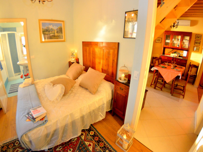 Bedroom 2, Lucca Retreat with Pool, Lucca