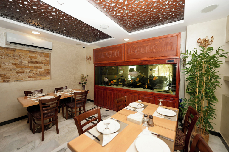 Food & Drinks 5, Mass Plaza Hotel, Aqaba