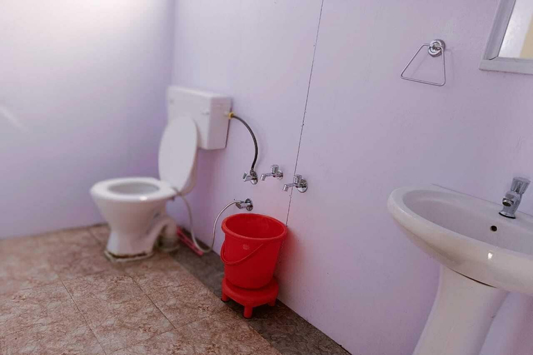 Bathroom, Himalayan Inn Cottages - Pangong Lake, Leh