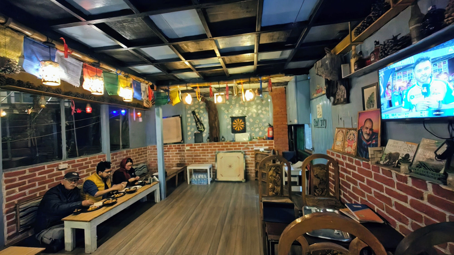 Food & Drinks 4, Neelkanth retreat, Nainital