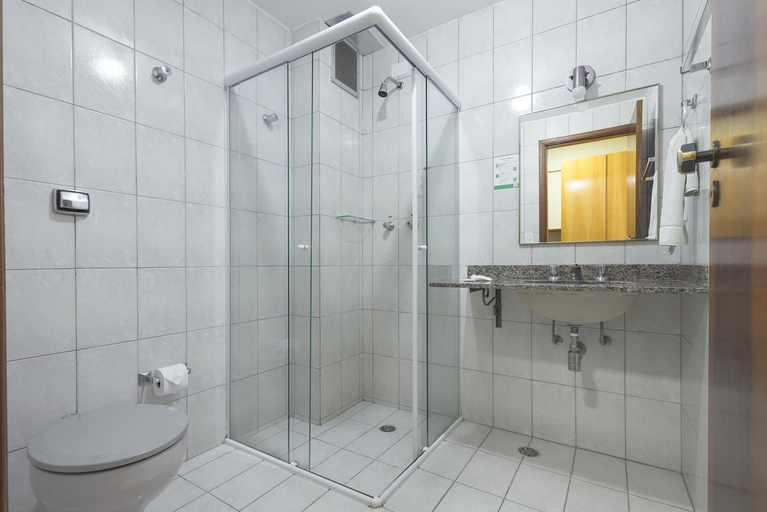 Bathroom 5, Itapetinga Hotel, Atibaia