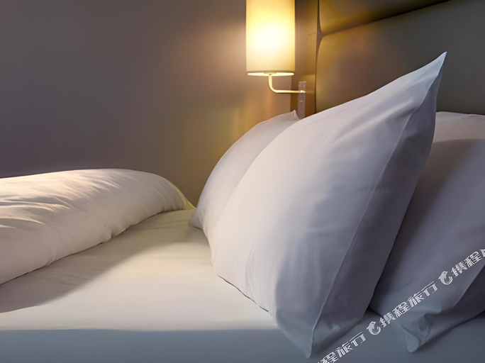 Bedroom 5, Huddersfield Central, Kirklees
