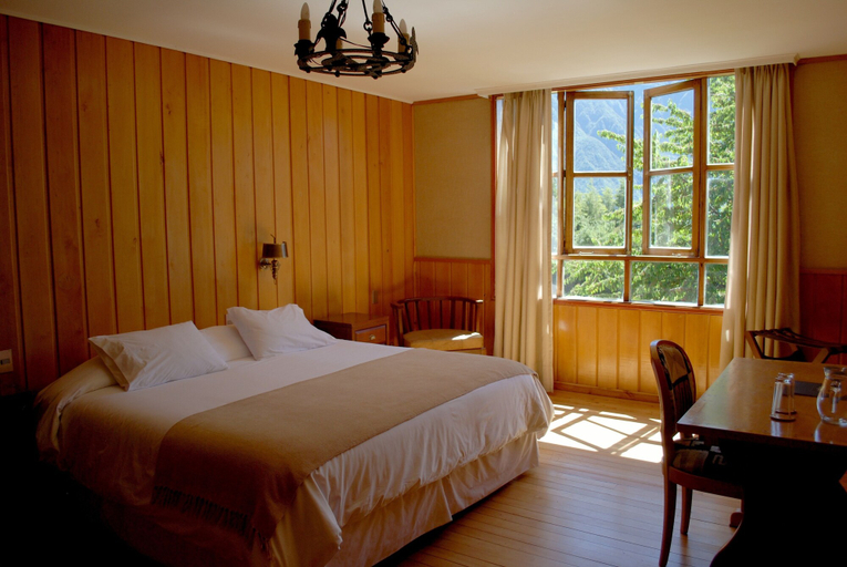 Bedroom 3, Mitico Puelo Lodge, Llanquihue