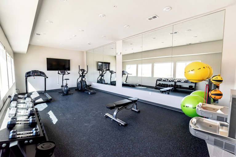 Gym, Heartland Flats, Box Butte