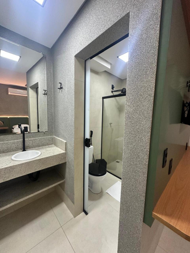 Bathroom 3, Grande Hotel, Gurupi