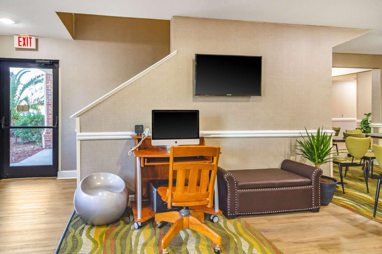 Public Area 2, SureStay Hotel by Best Western Brunswick, Glynn