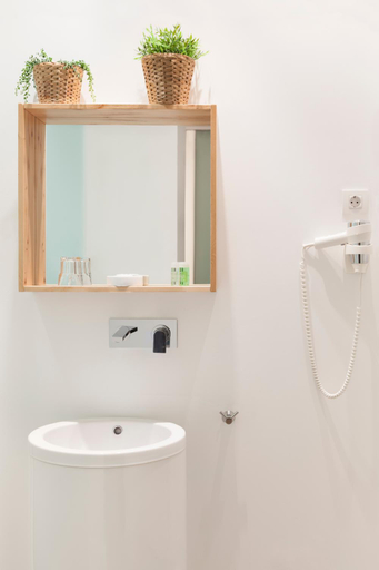 Bathroom 3, Artrip Hotel, Madrid
