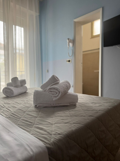 Bedroom 2, Hotel Eureka, Rimini