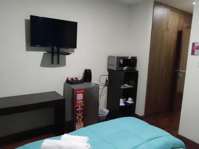 Bedroom 2, Luxstone Executive & Suites, Pedro Domingo Murillo