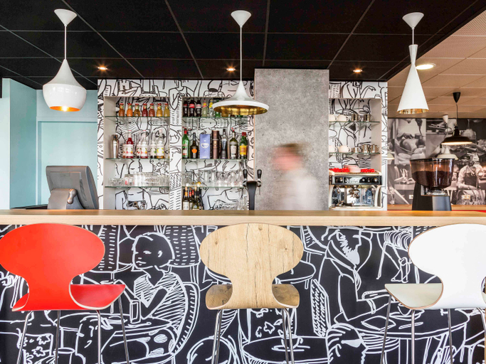 Food & Drinks 4, ibis Thonon Centre, Haute-Savoie