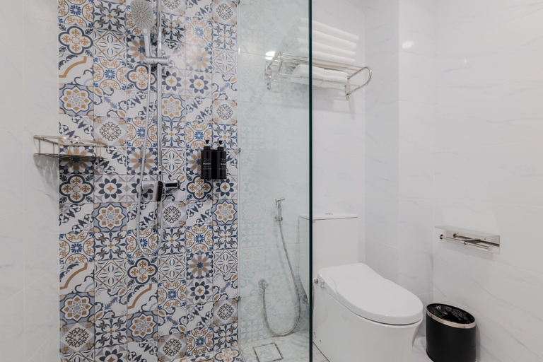 Bathroom 5, The Lisbon Melaka, Trademark Collection by Wyndham, Malacca City