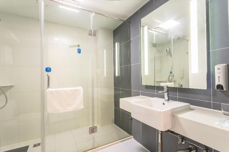 Bathroom 3, Hanting Hotel (Suzhou Guanqian Jingde Road), Suzhou