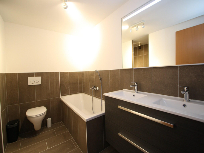 Bathroom 3, Apartment in Lungau near Ski Slopes, Tamsweg