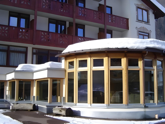 Exterior & Views 2, Hotel Ariston, Trento