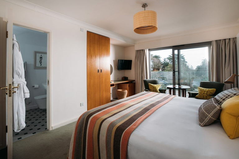 Bedroom 2, Hotel Meudon, Cornwall