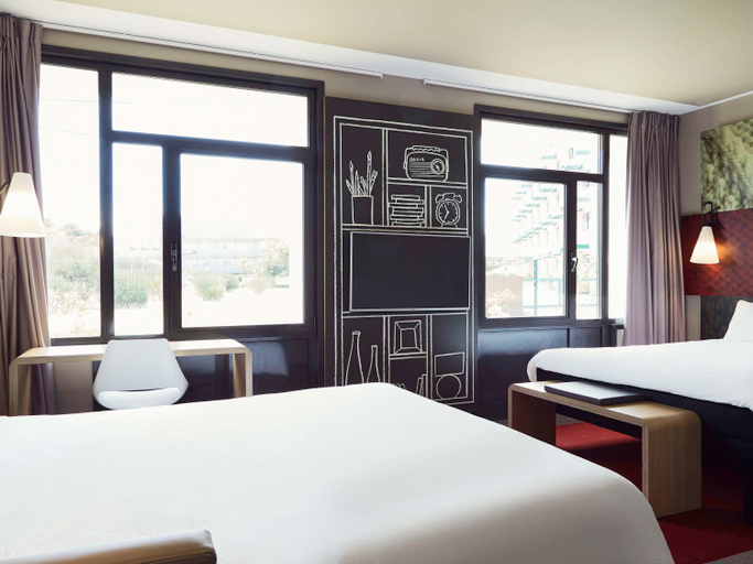 Bedroom 4, ibis Toulon La-Seyne, Var
