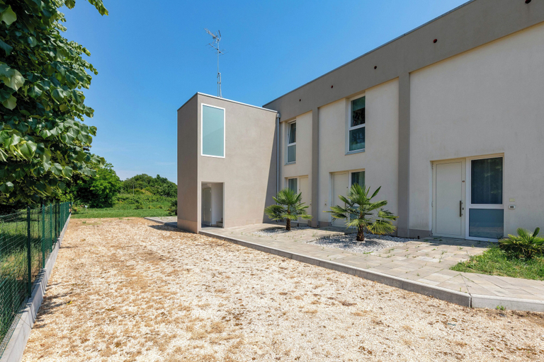 Front of property 4, Appia, Venezia
