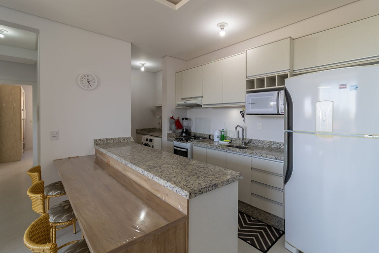 Others 2, Cozy Apartment 3 Minutes From the Beach Cmi0301, Florianopolis